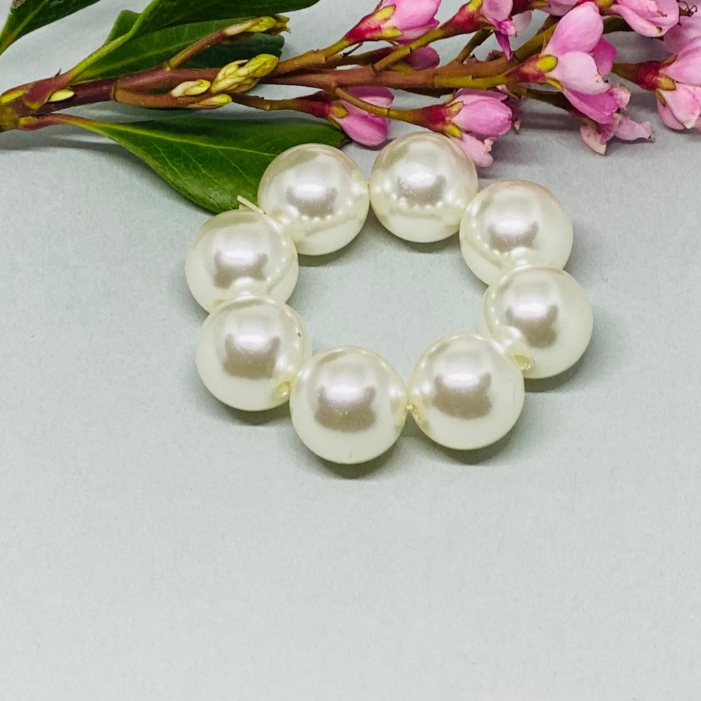 Set of 2 Large trendy faux pearls hair band, NWOT - Picture 4 of 8